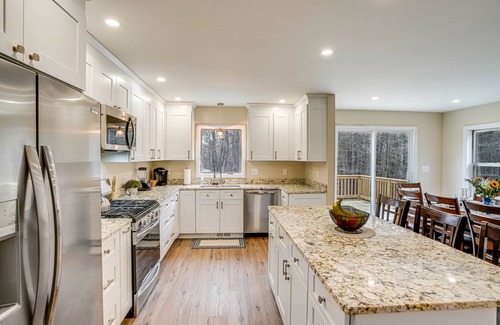 Greenville Casa | Game Room + Deck: Secluded Catskills Retreat