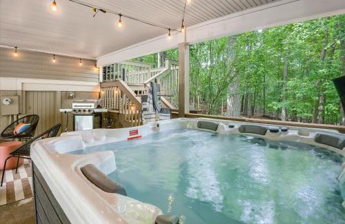 Massanutten Casa | Game Room Hot Tub Mins to Slopes Fire Pit