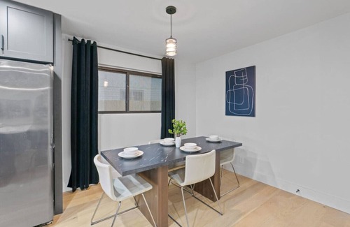 MLK Apartamento | Game Room - Lux Spacious Home