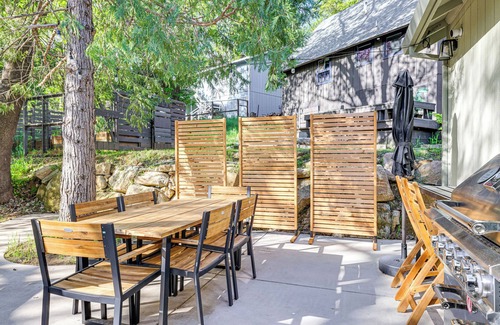 Mono Vista Casa | Game Room & Patio: Picturesque Home in Sonora