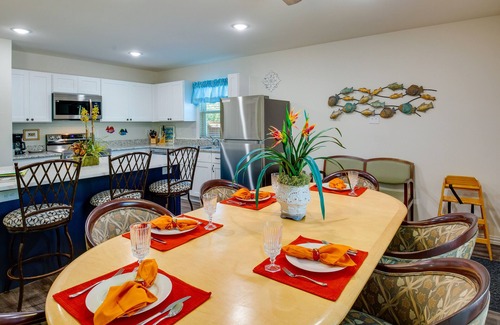 Gun Barrel City Casa | Game Room + Walk to Beach: Gun Barrel City Gem!