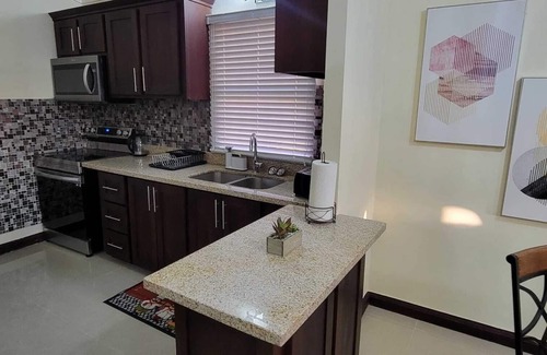 Spring Village Casa | Games Room, A Pool, Modern House - Book Now!