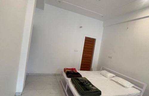 Allahabad Hotel | GANGA DHAM HOTEL And RESTAURANT