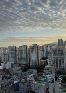 COEX Apartamento | Gangnam City View with Balcony - Netflix & Youtube Free