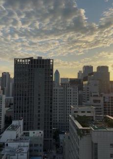 COEX Apartamento | Gangnam City View with Balcony - Netflix & Youtube Free