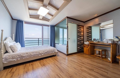 Gangneung Hotel | Gangneung Gyeongpodae Daedeokosutel
