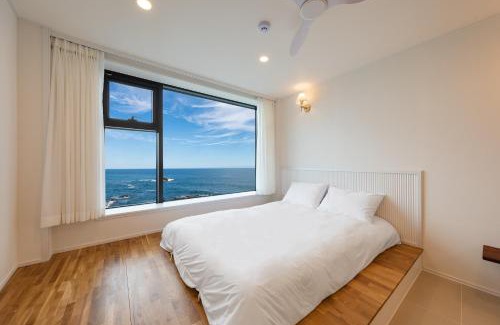 Jumunjin-eup Casa | Gangneung Hue Pension Ocean View, Spa, Couple