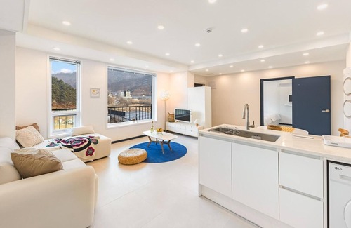 Gapyeong Casa | Gapyeong Haneul Sanchaek Poolvilla Pensi