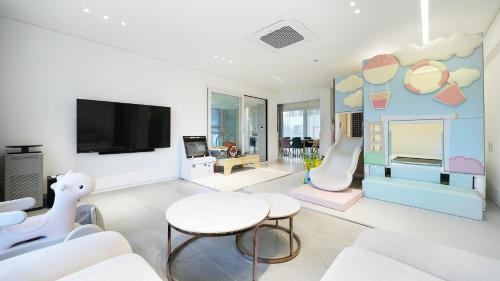 Sang Casa | Gapyeong Pinetree Kids Pool Villa