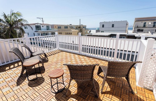 Mission Beach Cabaña | Garage Parking, AC, Kid Friendly, 45 seconds from the beach!