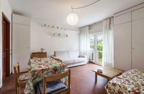 Bogliaco Apartamento | Garda - Lakefront Residence Pool - by Host4U