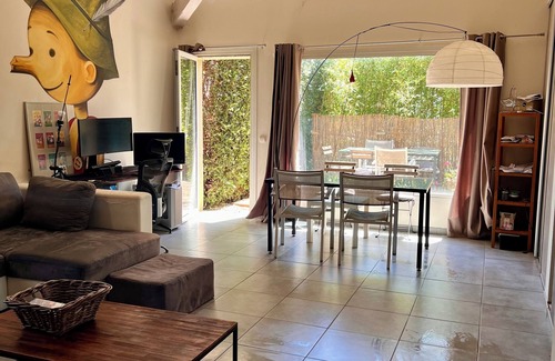 Saint-Just Apartamento | Garden apartment in petite camargue