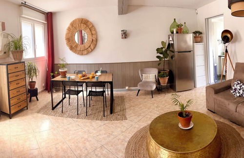Hendaye Apartamento | Garden apartment, town center not far from the station