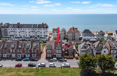 Hythe Apartamento | Moderno-Apartamento-Baño Privado-Vista al Parque