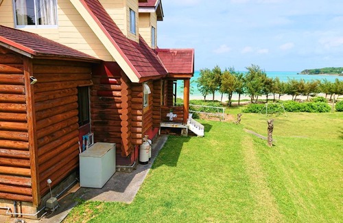 Shinzato Villa | Garden Beach House