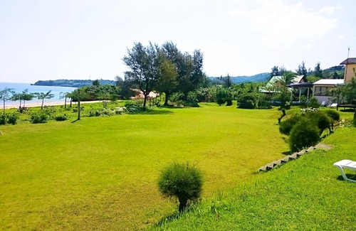 Shinzato Villa | Garden Beach House