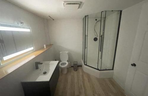 Bedford Apartamento | Garden City-Private 1BR Full Apt