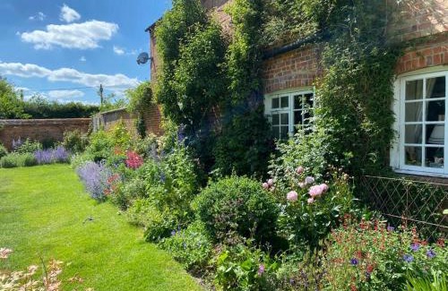 Andover Cama Y Desayuno | Garden Cottage B&b