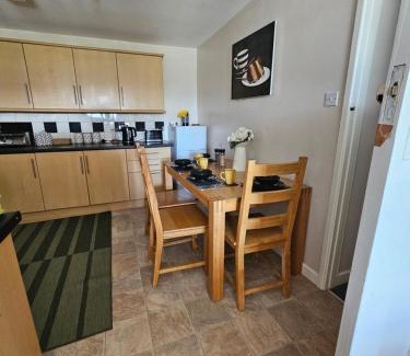 Carmarthen Apartamento | Garden flat in Carmarthen