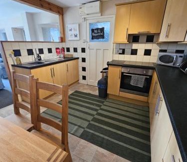 Carmarthen Apartamento | Garden flat in Carmarthen