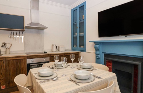 Plymouth Cabaña | GARDEN FLAT ON THE HOE - TAMAR, family friendly in Plymouth