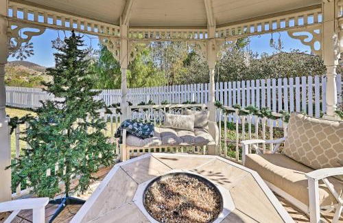 Fallbrook Casa | Garden, Gazebo and Fire Pit Fallbrook Home!