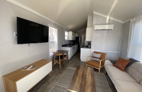 Sierra Vista Cabina | Garden Grove Cottage #1