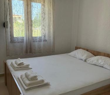 Siviri Apartamento | Garden Haven 100m from the Sea