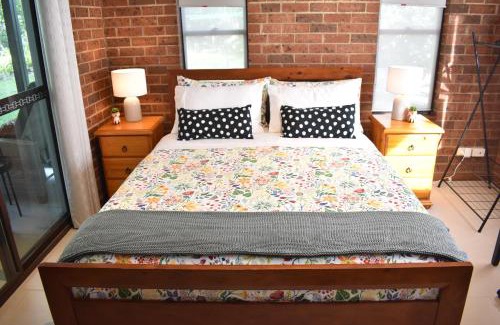 Carlingford Casa | Garden Hideaway-Entirely Private