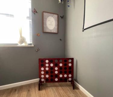 Poplar Apartamento | Garden Hideaway Minutes to Fishtown