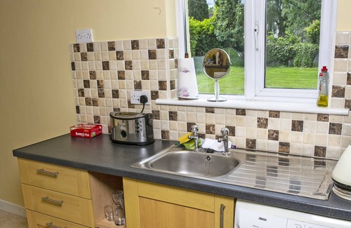 Clogheen Chalet De Esquí | Garden Holiday Cottage