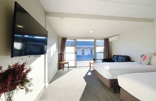 Shirley Hotel | Garden Hotel Christchurch
