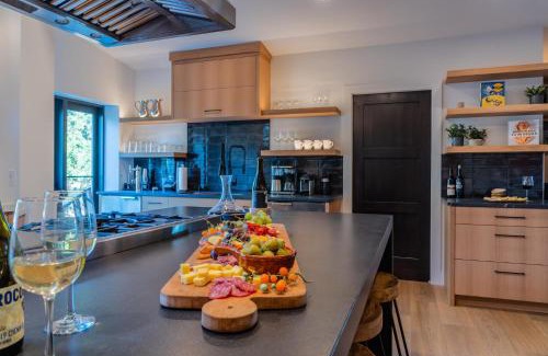 Templeton Casa | Garden House at Oak & Vine