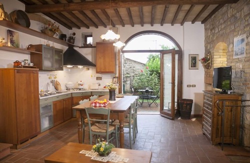 San Gimignano City Centre Apartamento | GARDEN HOUSE