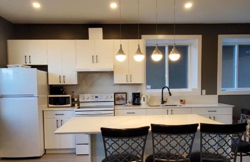 Chilliwack Casa | Garden House Near Hwy 1, Fishing , Heritage Park, Coliseum , Cultus Lake