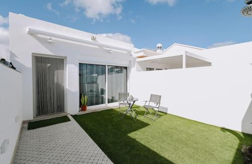 Playa del Cable Apartamento | Garden House, Playa Honda