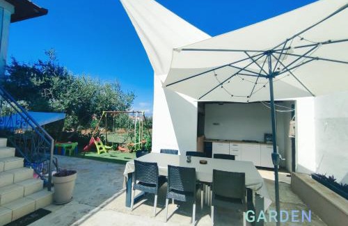 Sutomiscica Apartamento | Garden