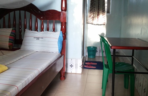 Lira Cabina | Garden Inn