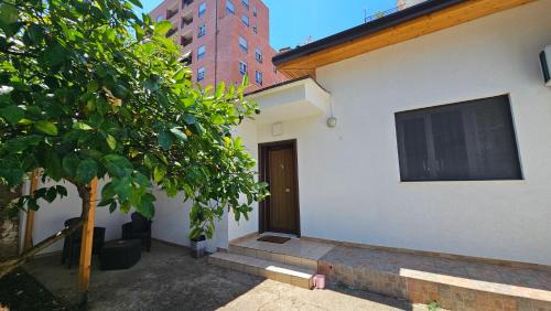 Tirana Villa | Garden Lemon Tree Villa