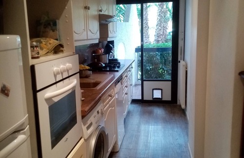 Plaine de la Brague Apartamento | Garden-level apartment in attractive, secure residence with swimming pool.