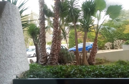 Plaine de la Brague Apartamento | Garden-level apartment in attractive, secure residence with swimming pool.