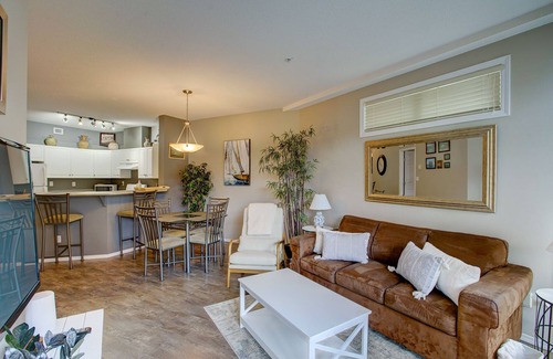 Central Okanagan Condominio | Garden level getaway at Discovery Bay