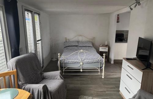 Worthing Casa | Garden lodge
