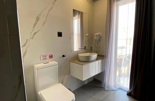 Yerevan Hotel | Garden Lounge Hotel