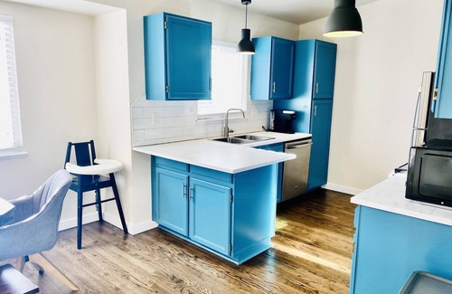 Mountain Shadows Casa | ~Garden of the Gods 5BR Home- 10Min to Downtown