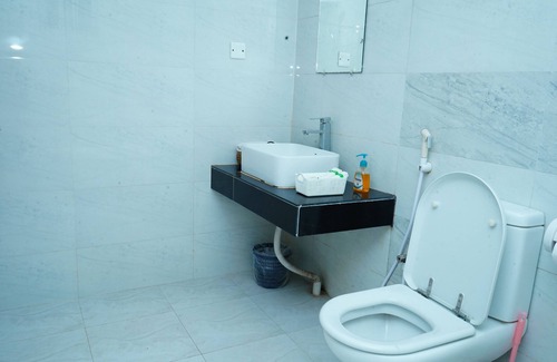 Uttara Hotel | Garden Residents Uttara - Lake View