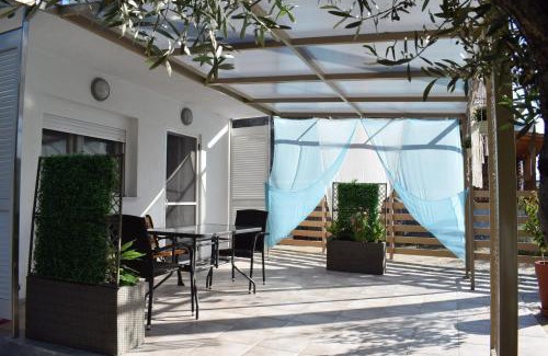 Fanari Apartamento | Garden Rooms