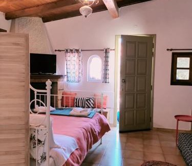Spata-Artemida Apartamento | Garden's House