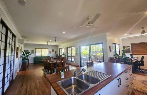 Cooktown Casa | Garden Street Haven