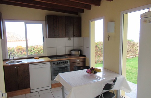 Tazacorte Apartamento | Garden studio with pool and sea view